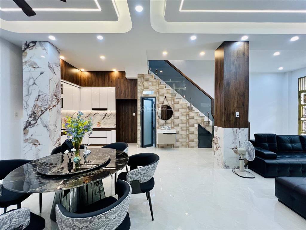 Nhà mới 1/ đường đình nghi xuânphan anh (6,5 x 11m có 3 lầu giá 7ty5 tl) hẻm 7m oto sát tân phú
