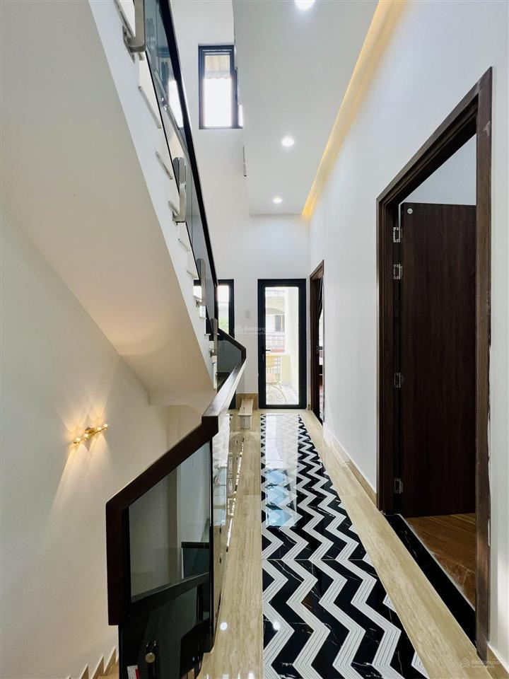 Nhà mới 1/ đường đình nghi xuânphan anh (6,5 x 11m có 3 lầu giá 7ty5 tl) hẻm 7m oto sát tân phú