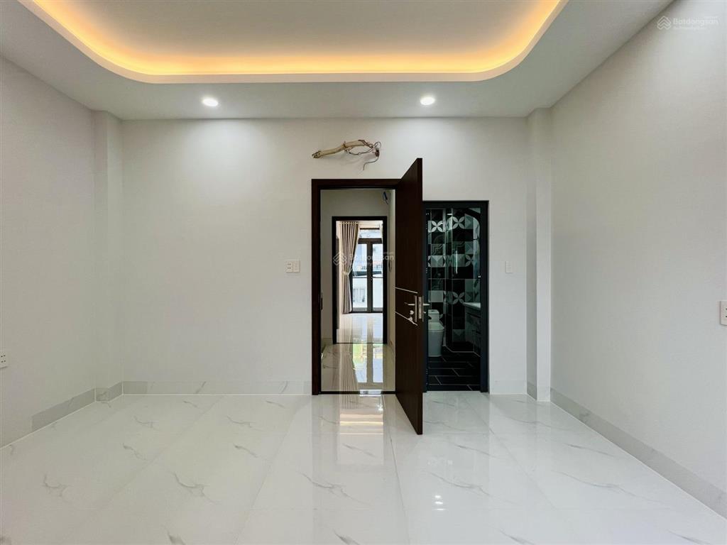 Bán nhà 1/ lê đình cẩn hẻm nhựa 6m (4,6m*13,5m giá 6tỷ9 tl) gần kdc tên lửa, aeon mall, tỉnh lộ 10