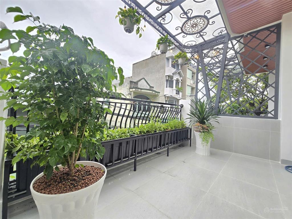 Bán nhà mặt tiền kinh doanh đường số 4 p. bình tân (4m*18m giá 7,8 tỷ tl) full nội thất, thang máy