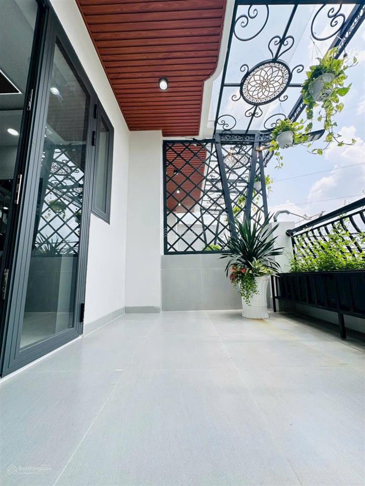 Bán nhà mặt tiền kinh doanh đường số 4 p. bình tân (4m*18m giá 7,8 tỷ tl) full nội thất, thang máy