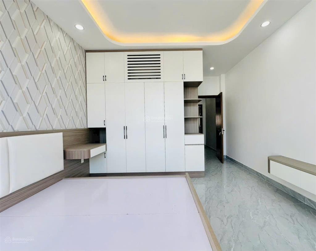 Nhà đẹp giá tốt ở đường số 2 p. bình tân (4m*15,5m ~62,3m2giá 5,95 tỷ tl) hẻm 6m thông, không ngập