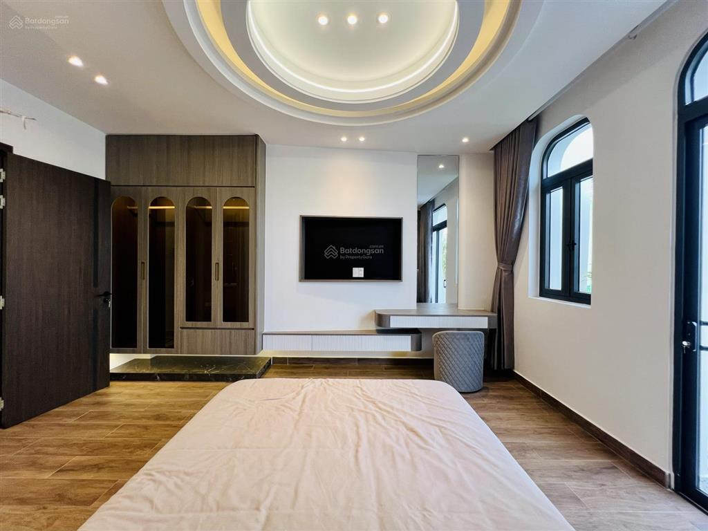 Nhà đẹp đường lâm hoành 4m*16m 5 tầng full nội thất giá 7ty8 tl hẻm nhựa 7m gần aeon bình tân