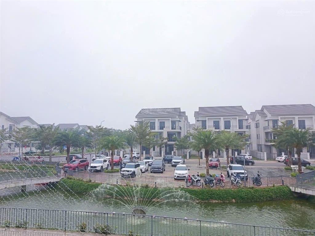 Biệt thự song lập centa riverside