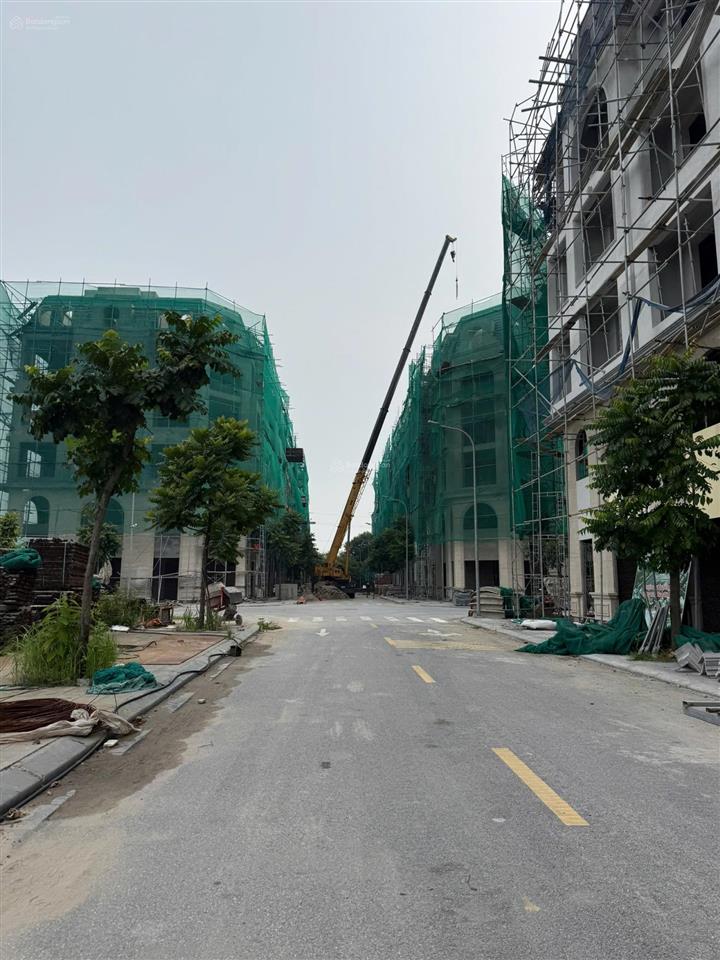 Chủ nhà cần tiền bán nhanh shophouse khang phát diamond central