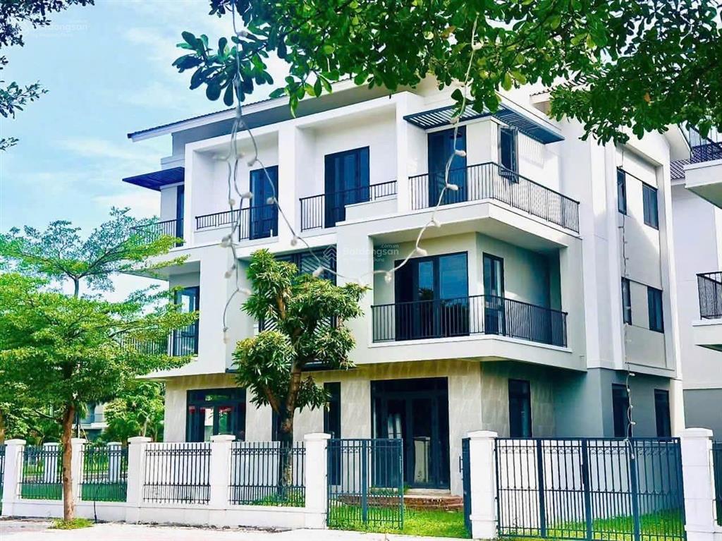 Chính chủ cần bán căn biệt thự song lập 180m2 tại centa riverside, từ sơn, bắc ninh