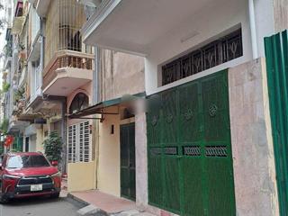 Cho thuê nhà riêng NGÕ Ô TÔ Phương Mai, Đống Đa 50M x 4T giá 14.5 triệu 