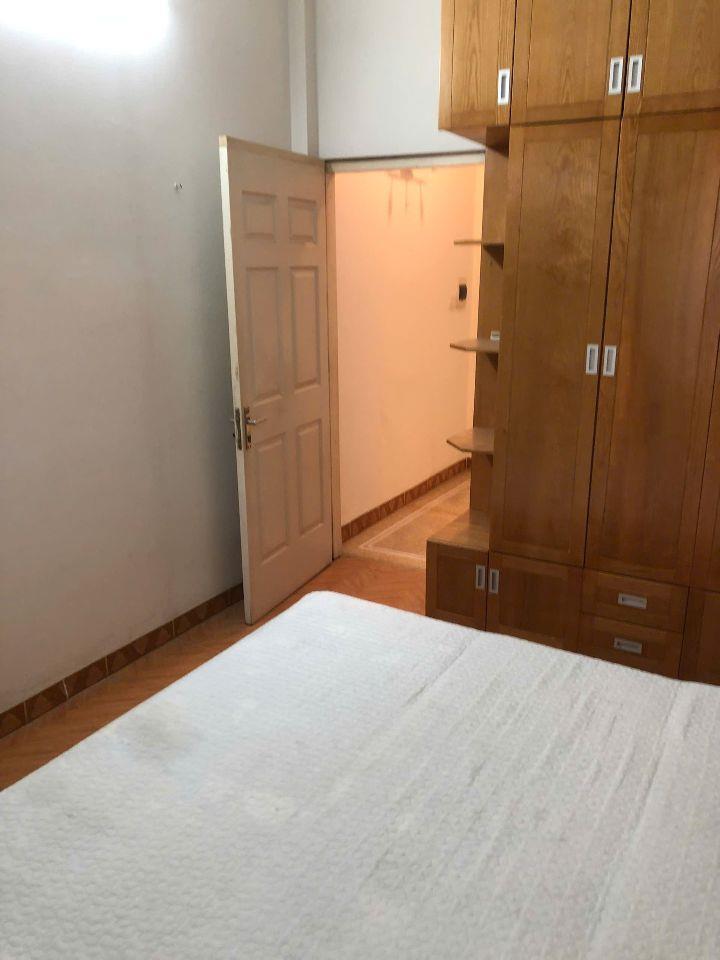 Cho thuê nhà riêng ngõ 295 Bạch Mai, Hai Bà Trưng 40M x 4T (4 ngủ) FULL ĐỒ giá 12; triệu