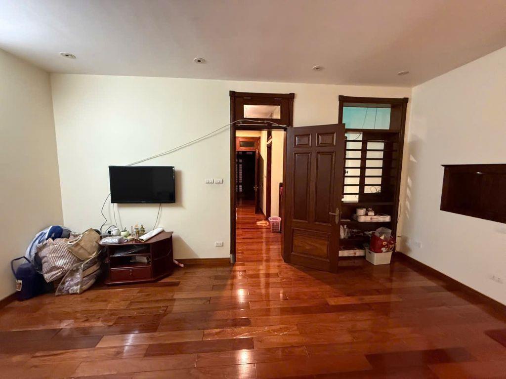 Cho thuê KĐT Yên Hoà, Cầu Giấy 80m x 4T (4PN) Ô TÔ TRÁNH, KD giá 39 triệu