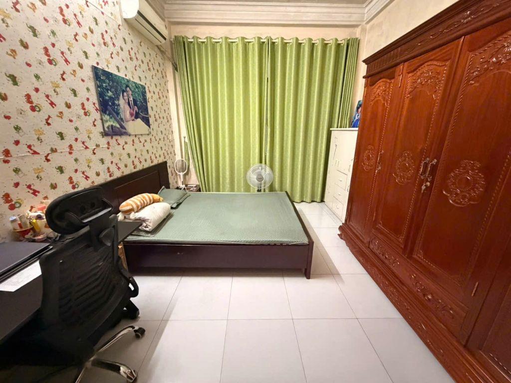 Ngõ 156 Hồng Mai, Bạch Mai - Hai Bà Trưng 48m x 3T(3 ngủ) giá 11.5 triệu