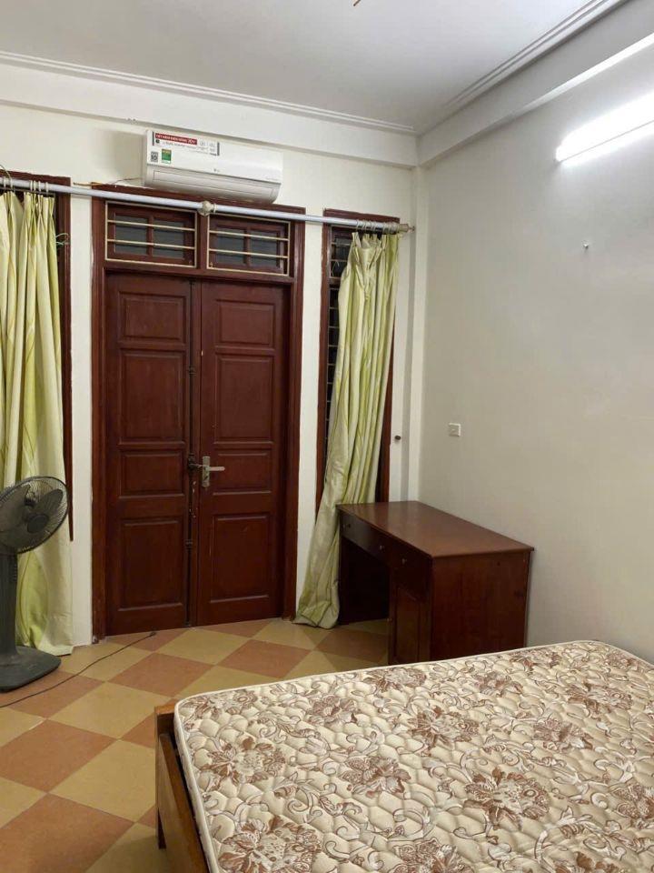 Cho thuê nhà ngõ 63 Trần Quốc Vượng, Xuân Thủy - Cầu Giấy 40m*4T(4ngủ) giá 12 triệu