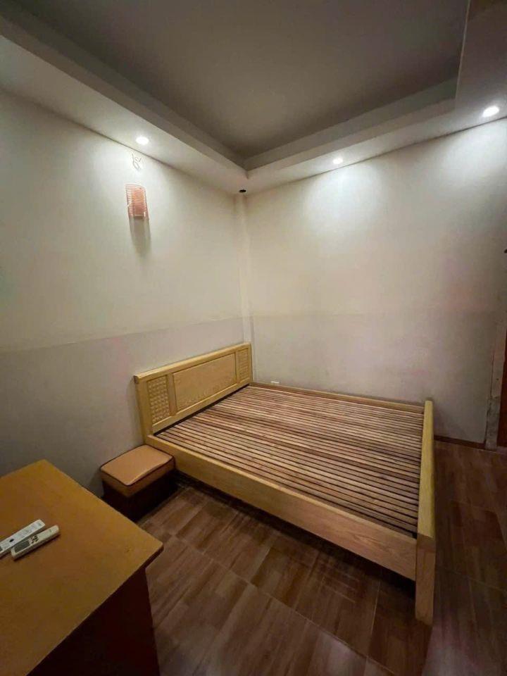 Cho thuê nhà Tú Mỡ, Trần Duy Hưng _Cầu Giấy 50m*5T(5 ngủ) giá 18.5tr
