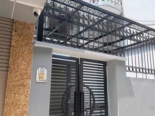 Nhà sạch đẹp, ô tô đỗ cửa Trần Cung, Cầu Giấy 75m x 3T(4 ngủ) giá 16 triệu
