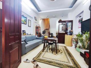 Nhà ngõ 173 Hoàng Hoa Thám, Ba Đình 42m*5 tầng (3 ngủ) giá 14.5tr OTO QUA NHÀ