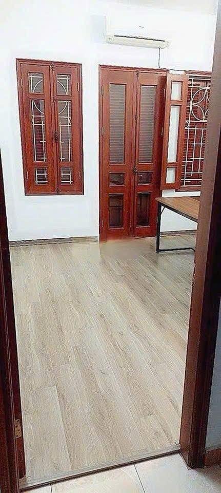 Cho thuê nhà ngõ 105 Nguyễn Chí Thanh, Đống Đa 55m x 4T(4 ngủ) giá 15 triệu