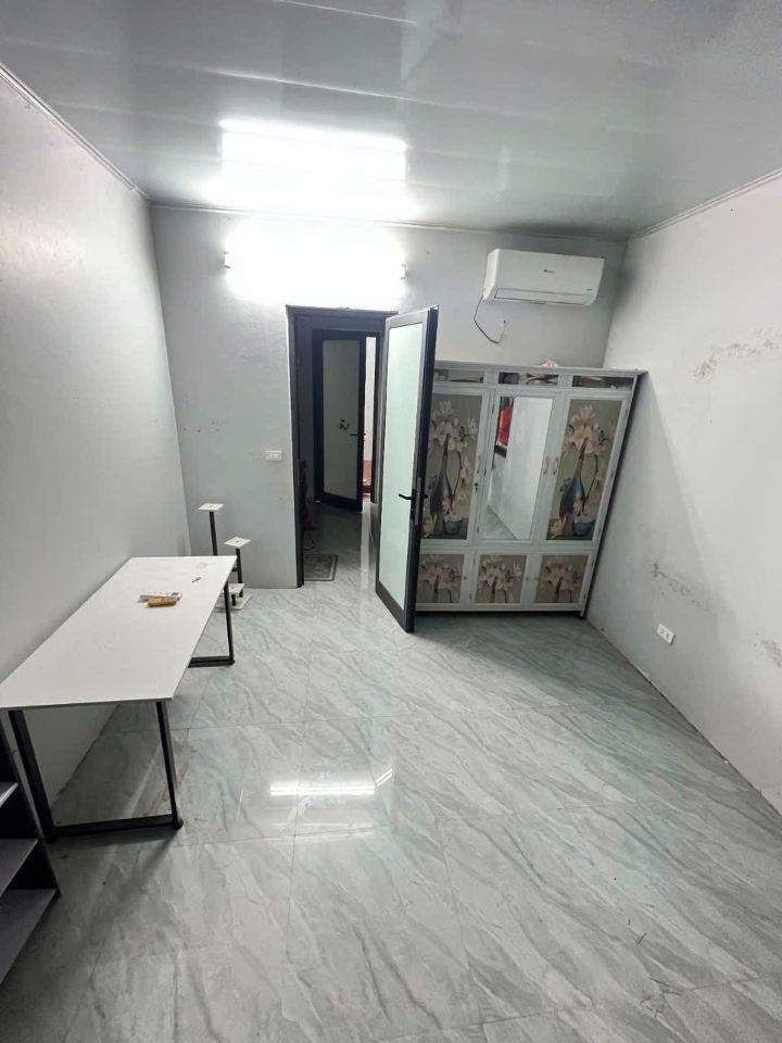 Cho thuê nhà ngõ 85 Xuân Thủy, Cầu Giấy 30m x 4T (3 ngủ) giá 12 triệu