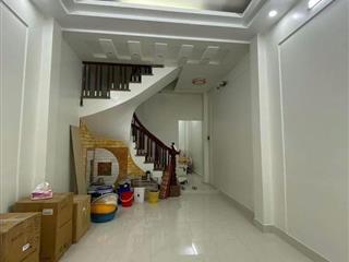 Cho thuê nhà Hàm Nghi, Nam Từ Liêm 40m x 5T giá 25 triệu, 20M RA MẶT PHỐ