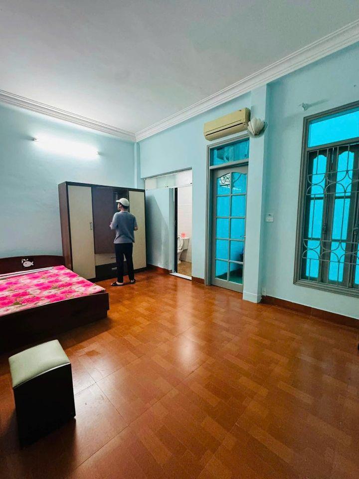 Cho thuê nhà ngõ 259 phố Vọng, Hai Bà Trưng 45m x 4T (4 ngủ) OTO QUA NHÀ _12 triệu