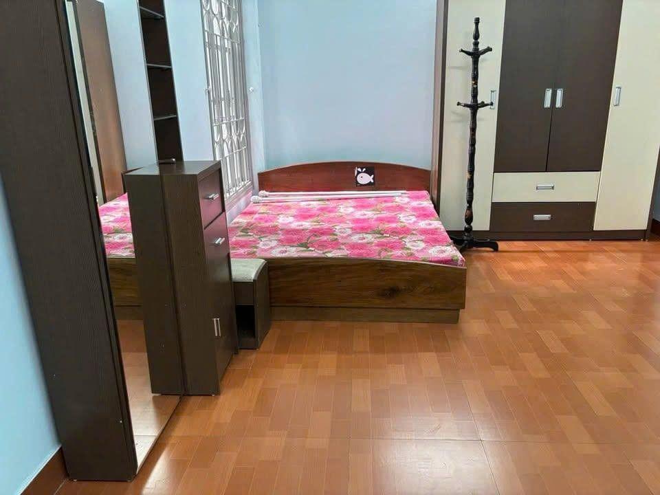 Cho thuê nhà ngõ 259 phố Vọng, Hai Bà Trưng 45m x 4T (4 ngủ) OTO QUA NHÀ _12 triệu