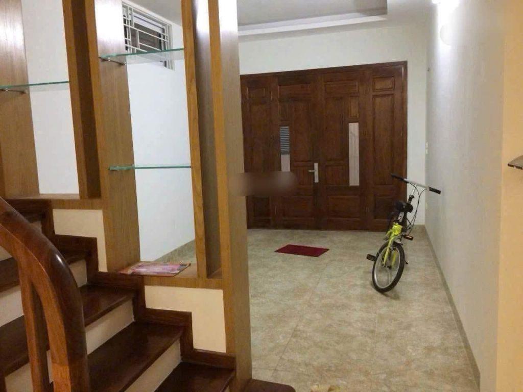 Nhà 45m x 5T (6 ngủ) Đặng Tiến Đông, Hoàng Cầu _Đống Đa giá 18 triệu