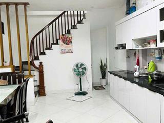 Nhà mới đẹp ngõ 426 Đường Láng, Đống Đa 41m x 4T (4 ngủ) giá 15 triệu