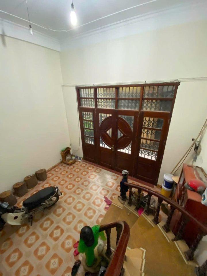 Cho thuê nhà ngõ 429 Thụy Khuê, Tây Hồ 70m x 4T giá 16 triệu CHO Ở NHÓM