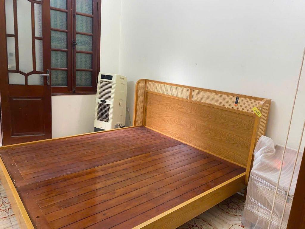 Cho thuê nhà ngõ 429 Thụy Khuê, Tây Hồ 70m x 4T giá 16 triệu CHO Ở NHÓM