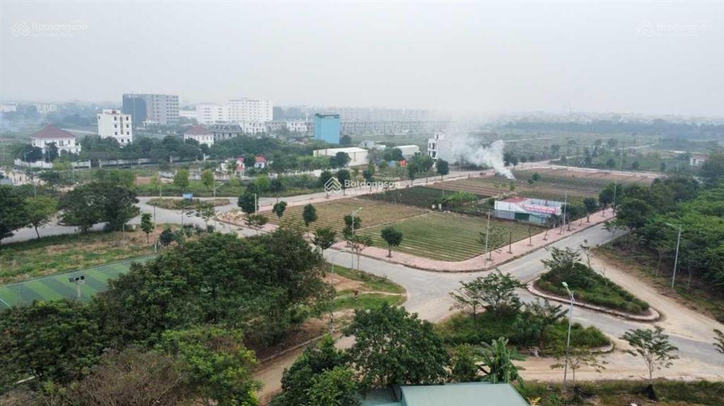 Bán đất lô góc, bìa làng, bạch đa, kim hoa, mê linh, hn, 120m2, mt 8m, sổ đỏ, giá 6. x tỷ