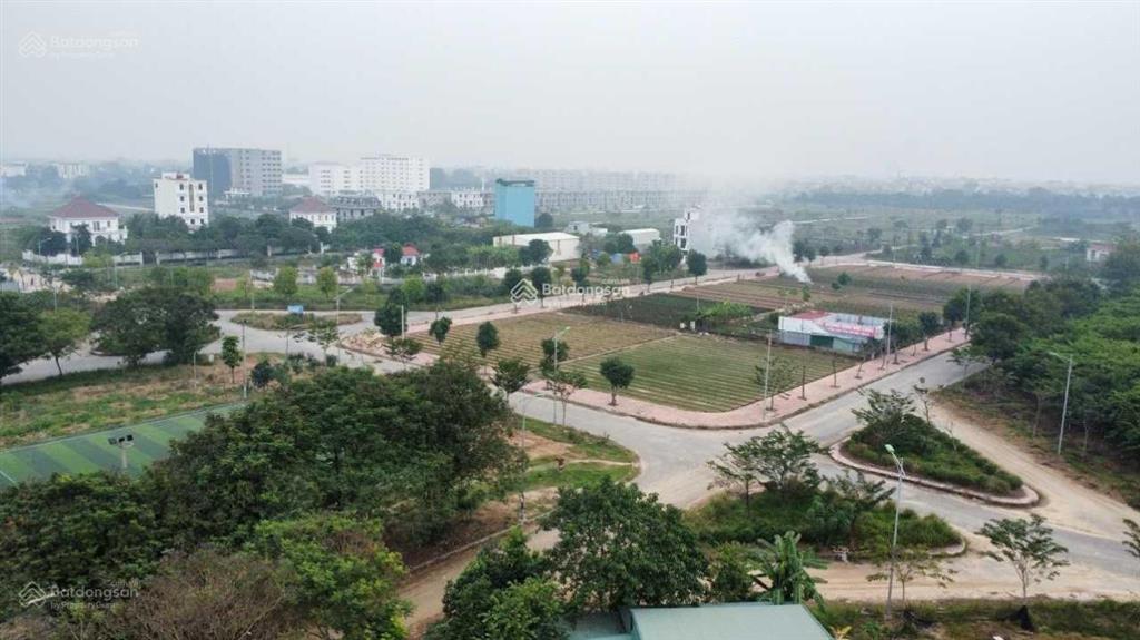 Bán đất + nhà tổ 11, quang minh, ml hn, 165m2, mt12m, lô góc, 70tr/m đất nhà 3t đẹp full nt, sđo cc