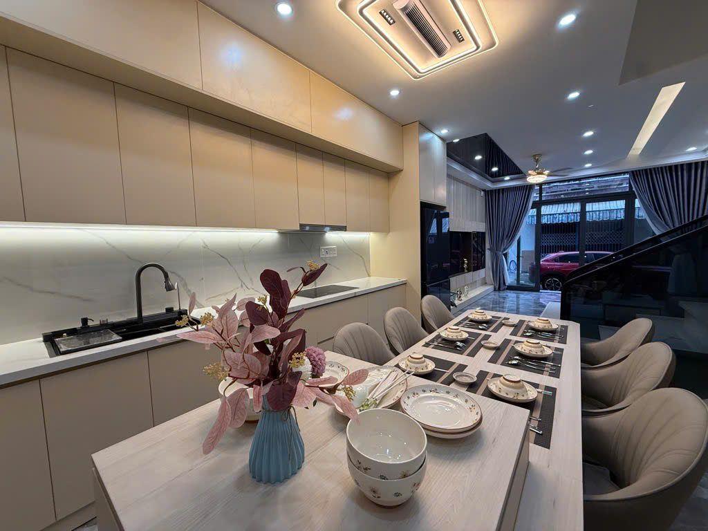 Bán nhà 2 tầng - Thanh Khê- Gần biển Nguyễn Tất Thành- nhỉnh 7 tỷ