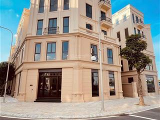 Nhà phố góc ngã tư 4 mặt đường  đối diện 3000 căn chung cư cao cấp  hồ công viên ngay chân nhà