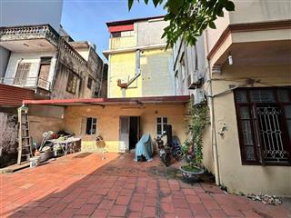 Bán nhà ngõ 135 đội cấn, view hồ đầm tròn, ô tô, kinh doanh, đầu tư, dt 177m2*mt 13.5m* giá 50 tỷ