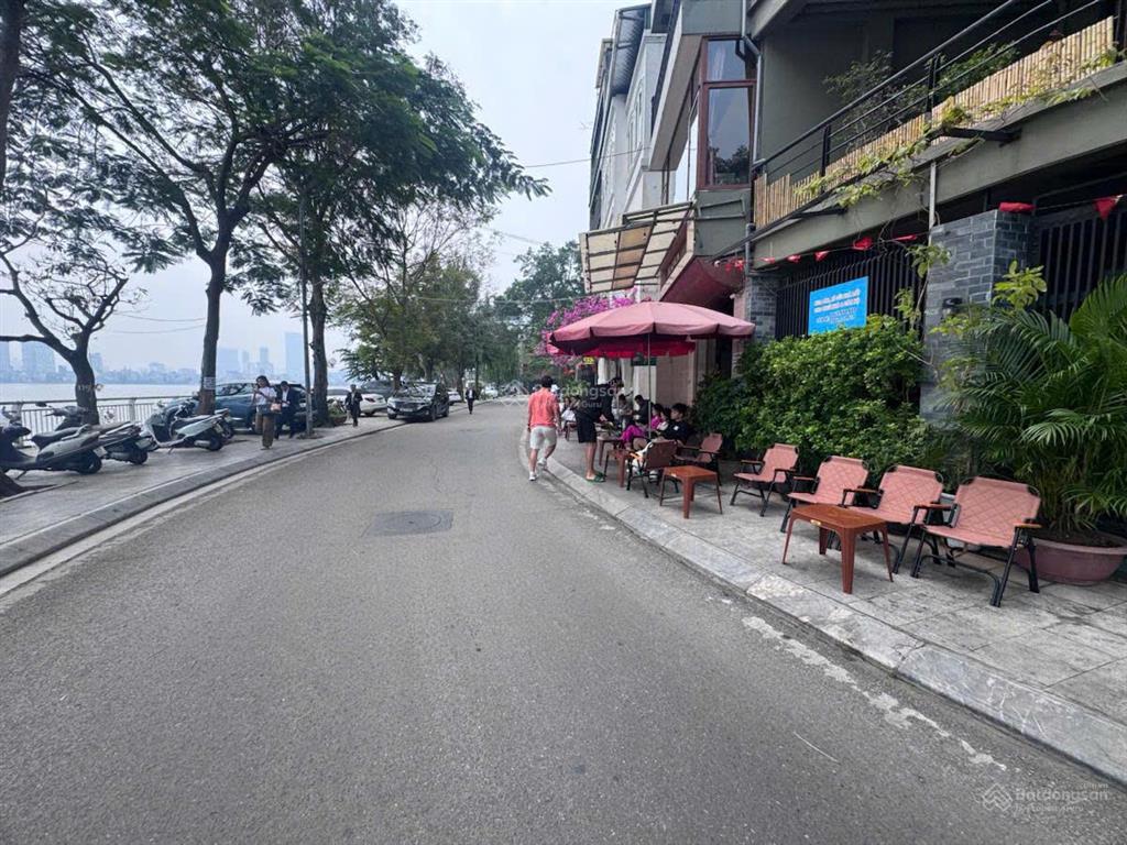 Bán nhà mặt phố quảng khánh, tây hồ, lô góc, kinh doanh, dt 158m2* 5 tầng* mt 7m