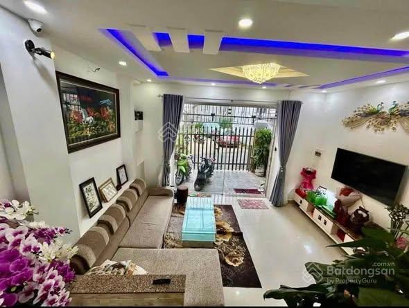 Bán nhà riêng 67m2 giá ưu đãi 7 tỷ tại phù đổng thiên vương, p.8, đà lạt