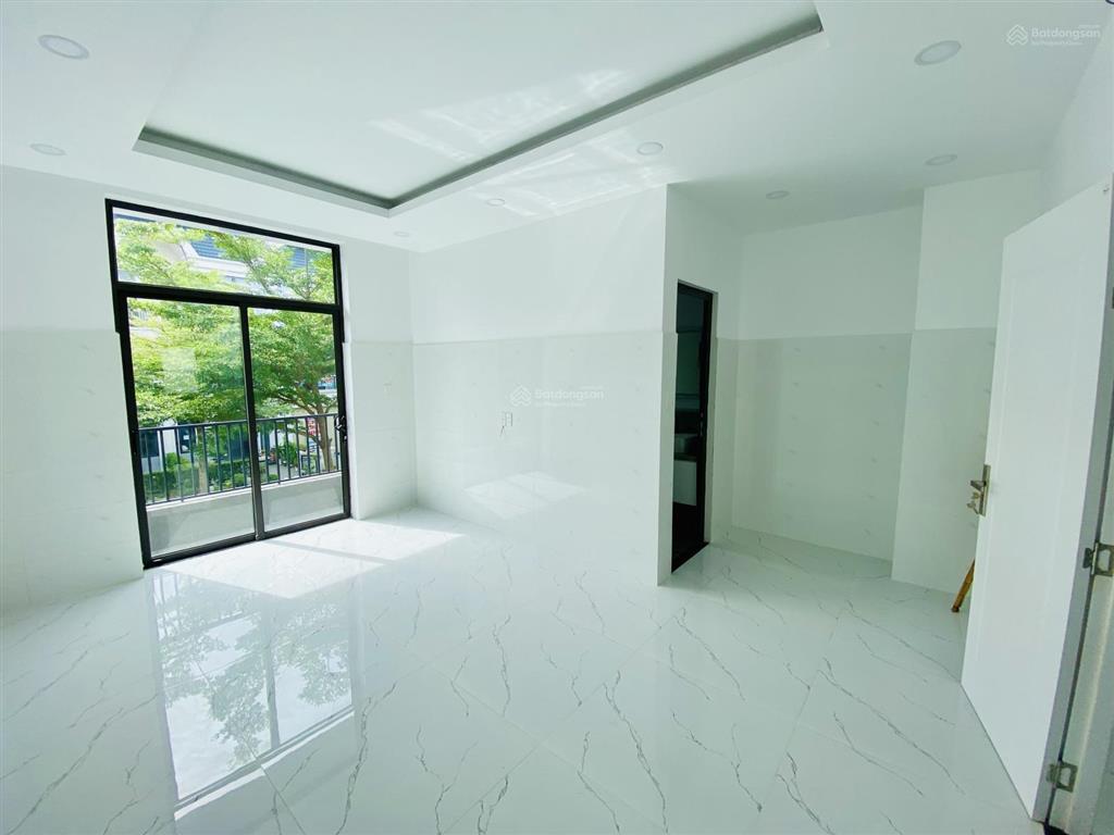 Nhà mới hoàn thiện cho thuê giá 8tr/tháng