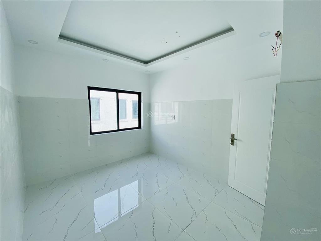 Nhà mới hoàn thiện cho thuê giá 8tr/tháng