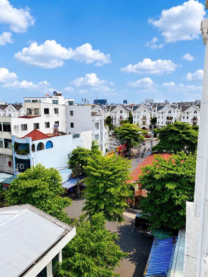 Siêu phẩm CHDV 6 tầng 35 phòng thang máy đẹp DT 8X20M Đường 8m Gò Vấp