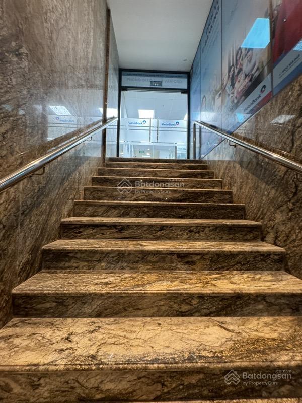 Bán tòa nhà mặt phố văn cao ba đình 121m2, 10 tầng, mặt tiền 6m lô góc giá 85 tỷ