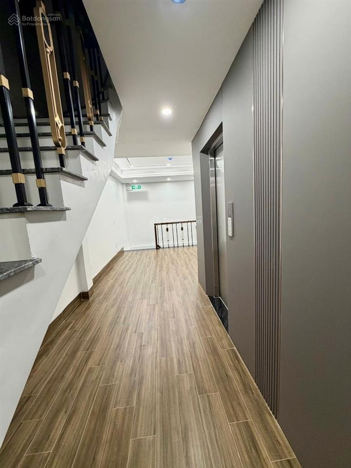 Bán toà nhà mặt phố khuất duy tiến,tuyệt phẩm kiến trúc 58m 8t mt 4,5m giá 37 tỷ