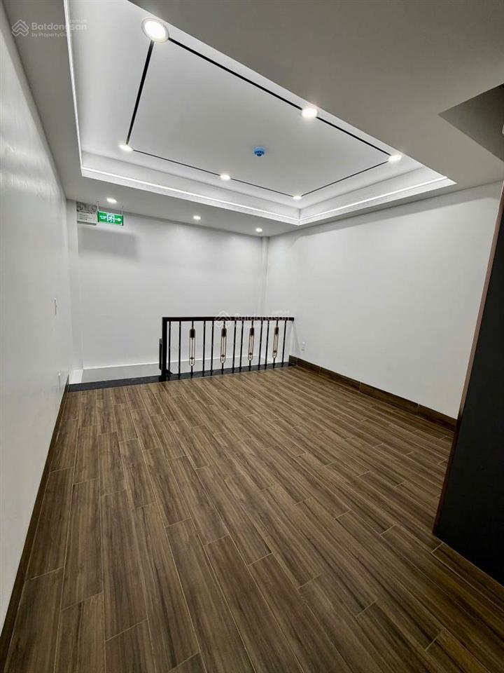 Bán toà nhà mặt phố khuất duy tiến,tuyệt phẩm kiến trúc 58m 8t mt 4,5m giá 37 tỷ