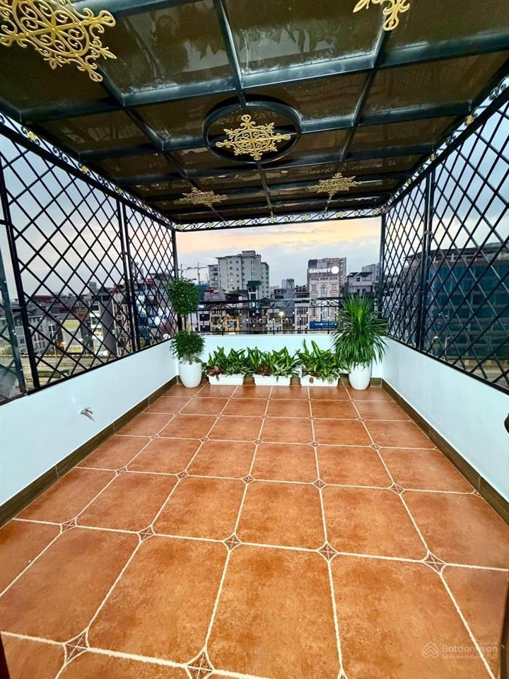 Bán toà nhà mặt phố khuất duy tiến,tuyệt phẩm kiến trúc 58m 8t mt 4,5m giá 37 tỷ