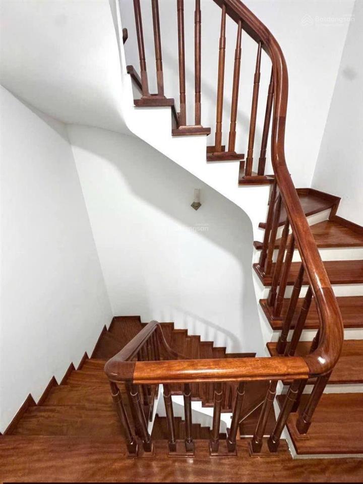 Lê trọng tấn thanh xuân phân lô oto tránh 57m 6t mt 4,5m nhà đẹp chính chủ giá 17 tỷ