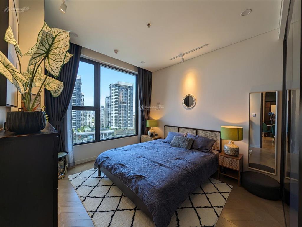 Căn hộ 2 phòng ngủ sang trọng tại lumiere riverside cho thuê