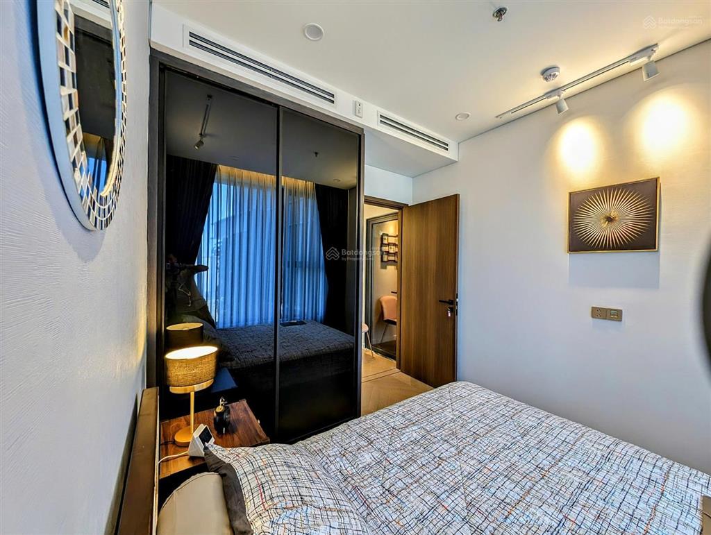 Căn hộ 2 phòng ngủ sang trọng tại lumiere riverside cho thuê