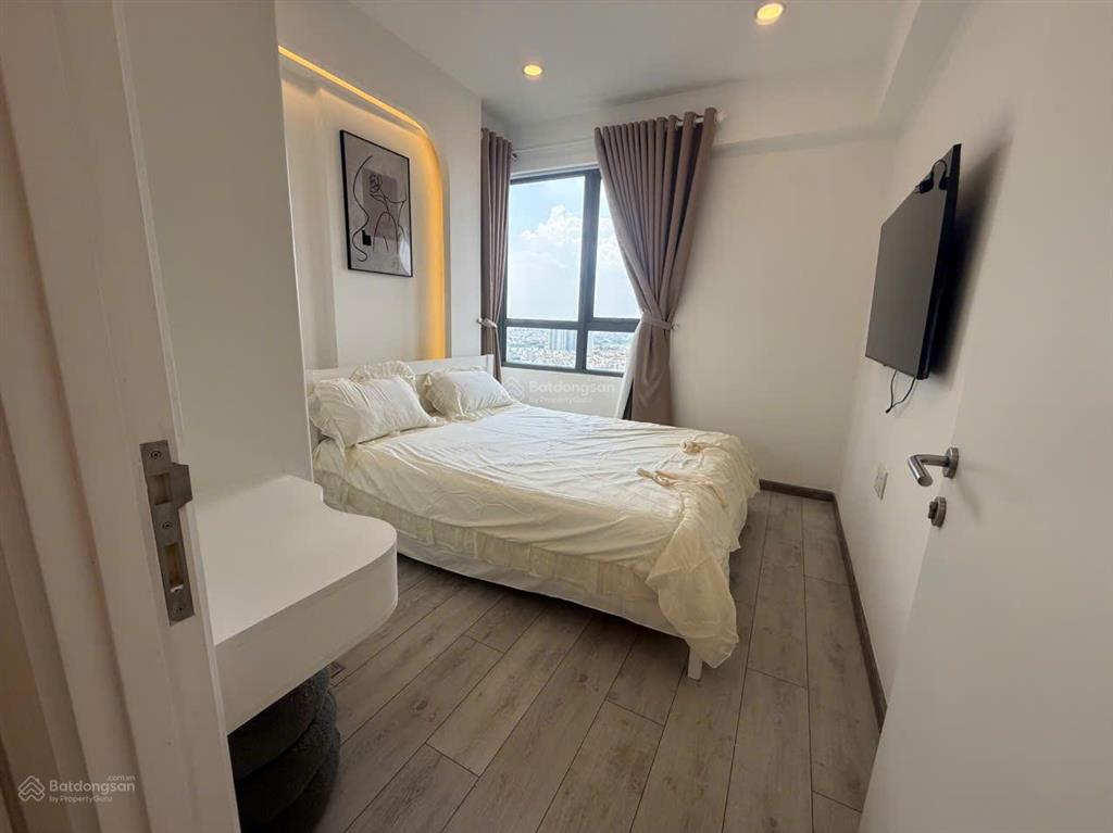 Cắt lỗ thu hồi vốn cho căn 2 phòng ngủ full nội thất đẹp, view sông q.1 tại masteri thảo điền