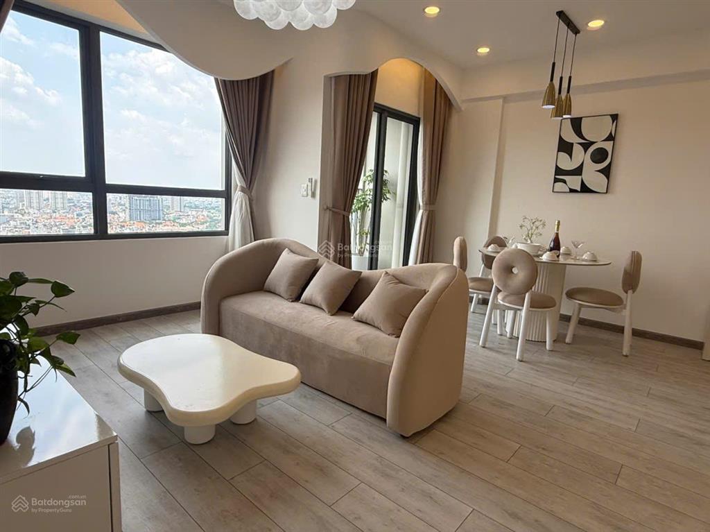 Cắt lỗ thu hồi vốn cho căn 2 phòng ngủ full nội thất đẹp, view sông q.1 tại masteri thảo điền