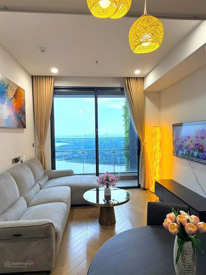 Cho thuê căn hộ view sông 2pn2wc, full nt trống sẵn vào ngay tại lumiere riverside