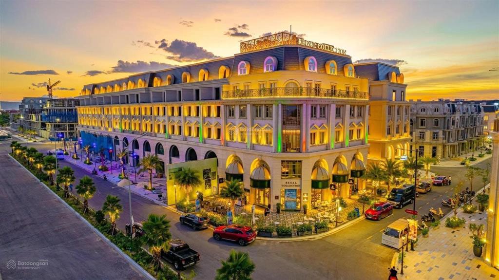 Chính chủ muốn nhượng lại căn hộ biển regal legend quảng bình tòa luxury căn lux1911