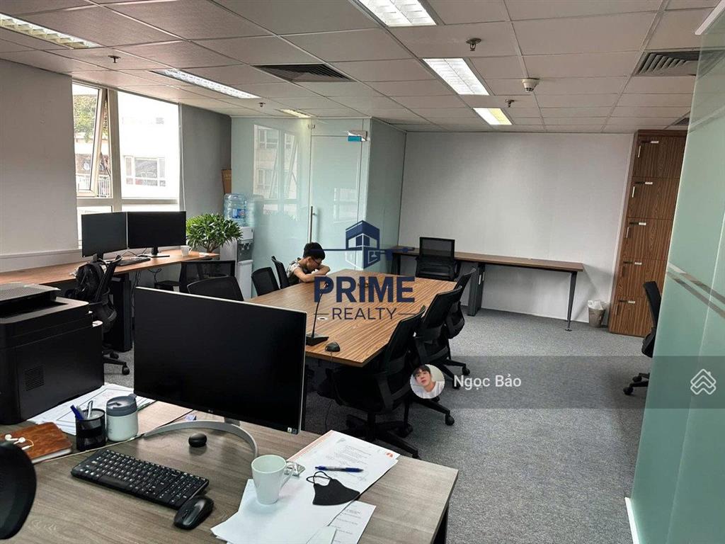 Cho thuê nhà mặt tiền thống nhất tân phú, dt 8x20m, trệt 4 lầu  thang máy