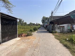 Đất nền khu dân cư hiện hữu, 5mx20m có 90 thổ cư, đường bê tông ô tô tới đất.